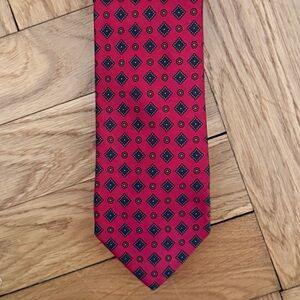 Vintage Muench Philadelphia Finest Ancient Madder Silk Tie Red Geometric Holiday